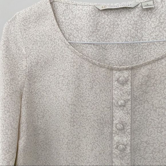 Lauren Conrad cream floral print top - Picture 2 of 7